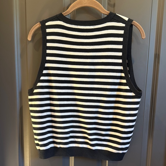 J.Crew Black and White Striped Vest 🔲🔳🔲 - Picture 2 of 4